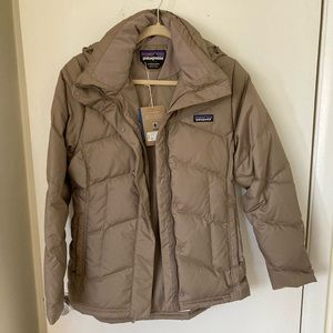 Patagonia NWT down with it jacket